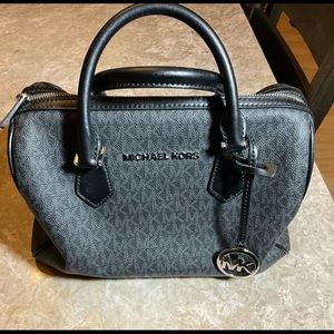 Michael Kors Bedford Medium Satchel Duffle Bag